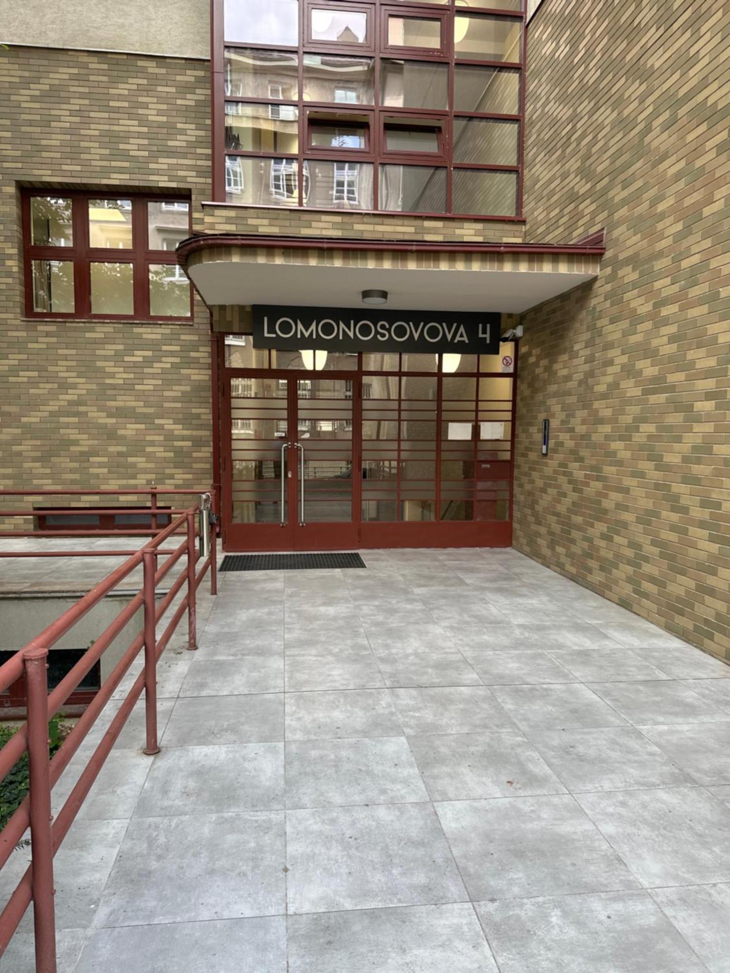 Majestic Old Town Apartments براتسيلافا المظهر الخارجي الصورة